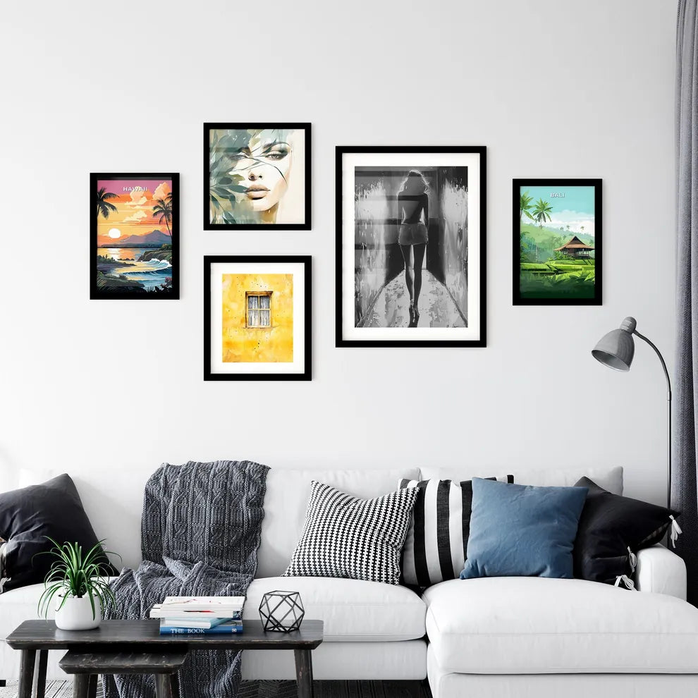 Mysteriously Elegant Monotone Femme Fatale i Wall Art