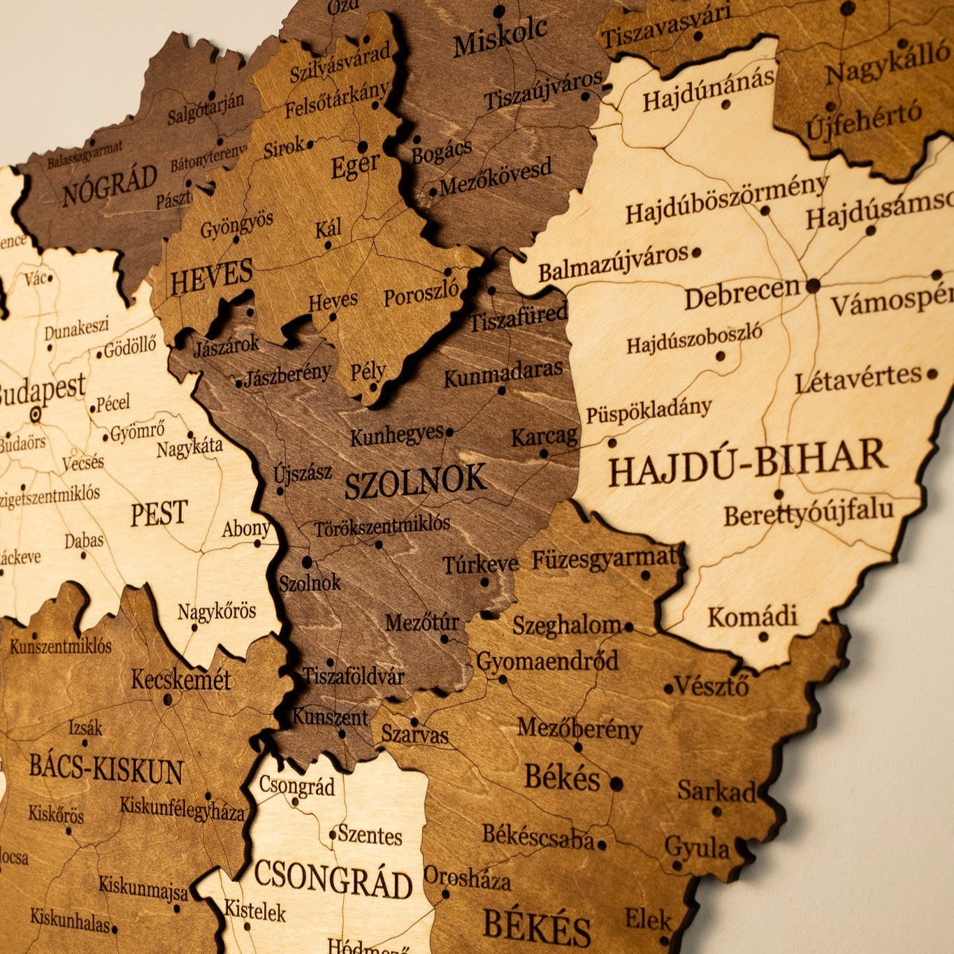 Wooden Map of Hungary – Detailed Regions & Cities