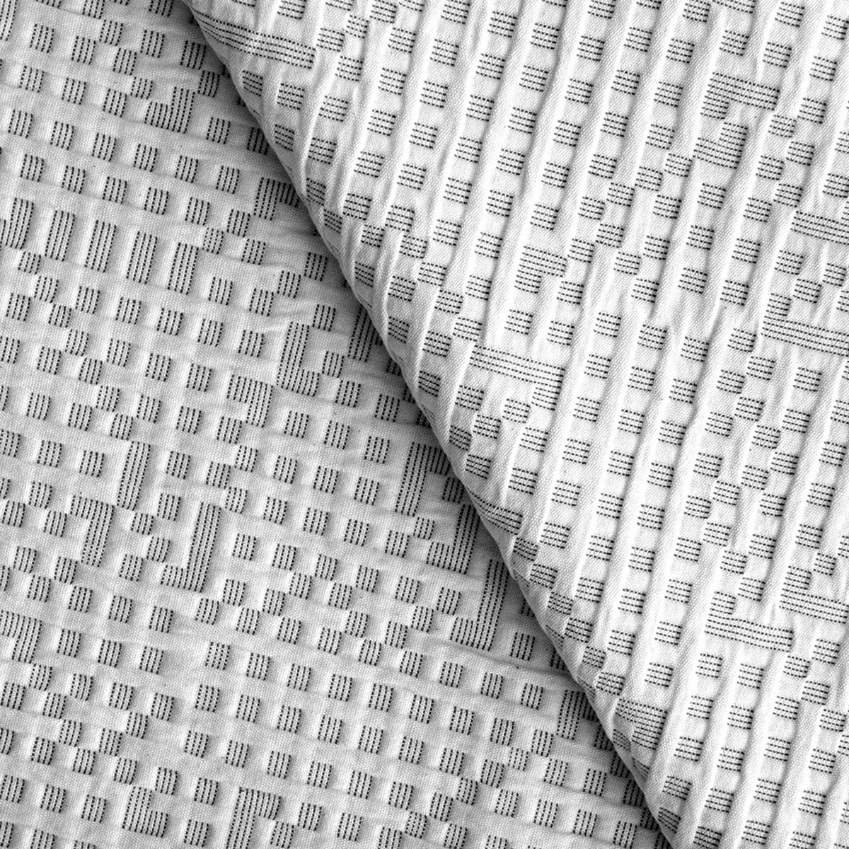MAPPING BEDSPREAD - White BEDSPREAD - 235x245 cm - 100% Cotton | Cristian Zuzunaga