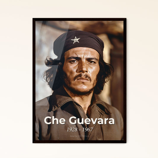 Che Guevara: Iconic Revolutionary Portrait – Monochromatic Art Print with Rustic Elegance for Home Decor & Gifting