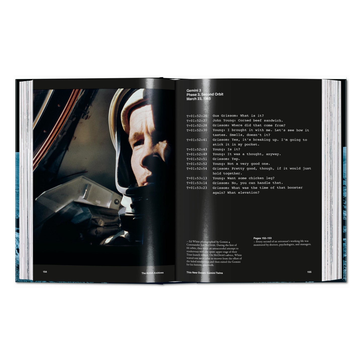 The NASA Archives. 45th Ed. (English)