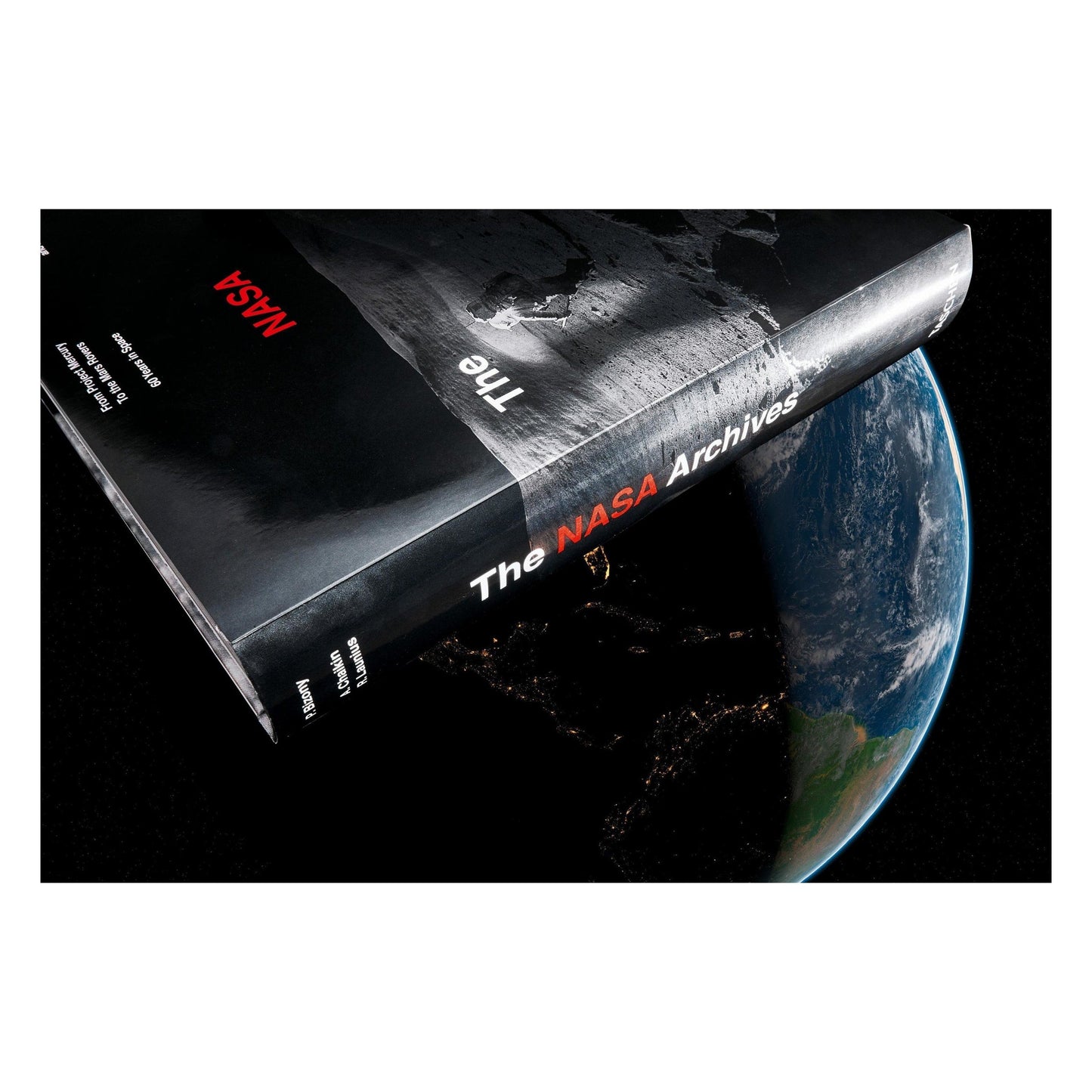 The NASA Archives. 60 Years in Space (English)