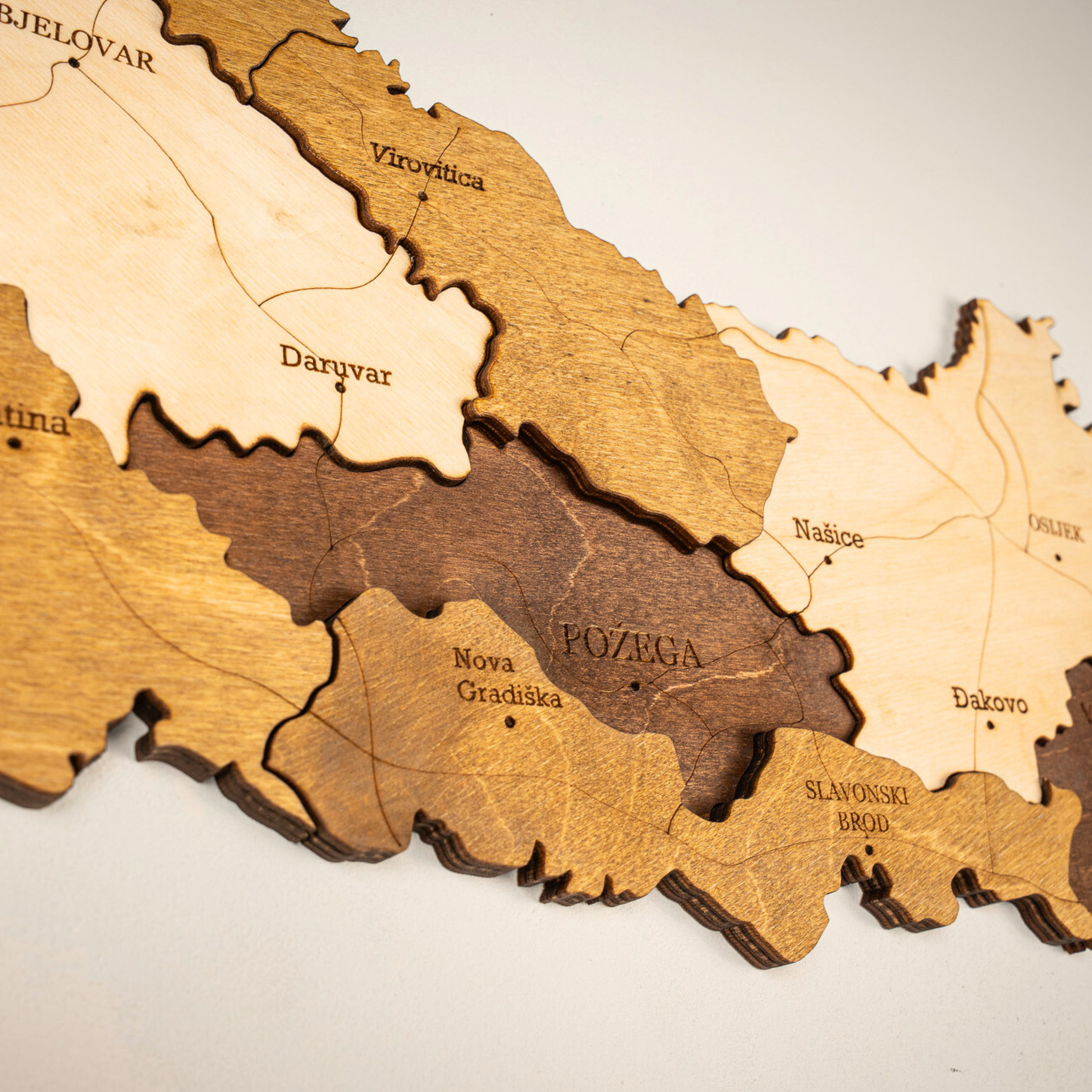 Rustic Wood Map of Croatia – Artistic Wall Art for Modern Interiors