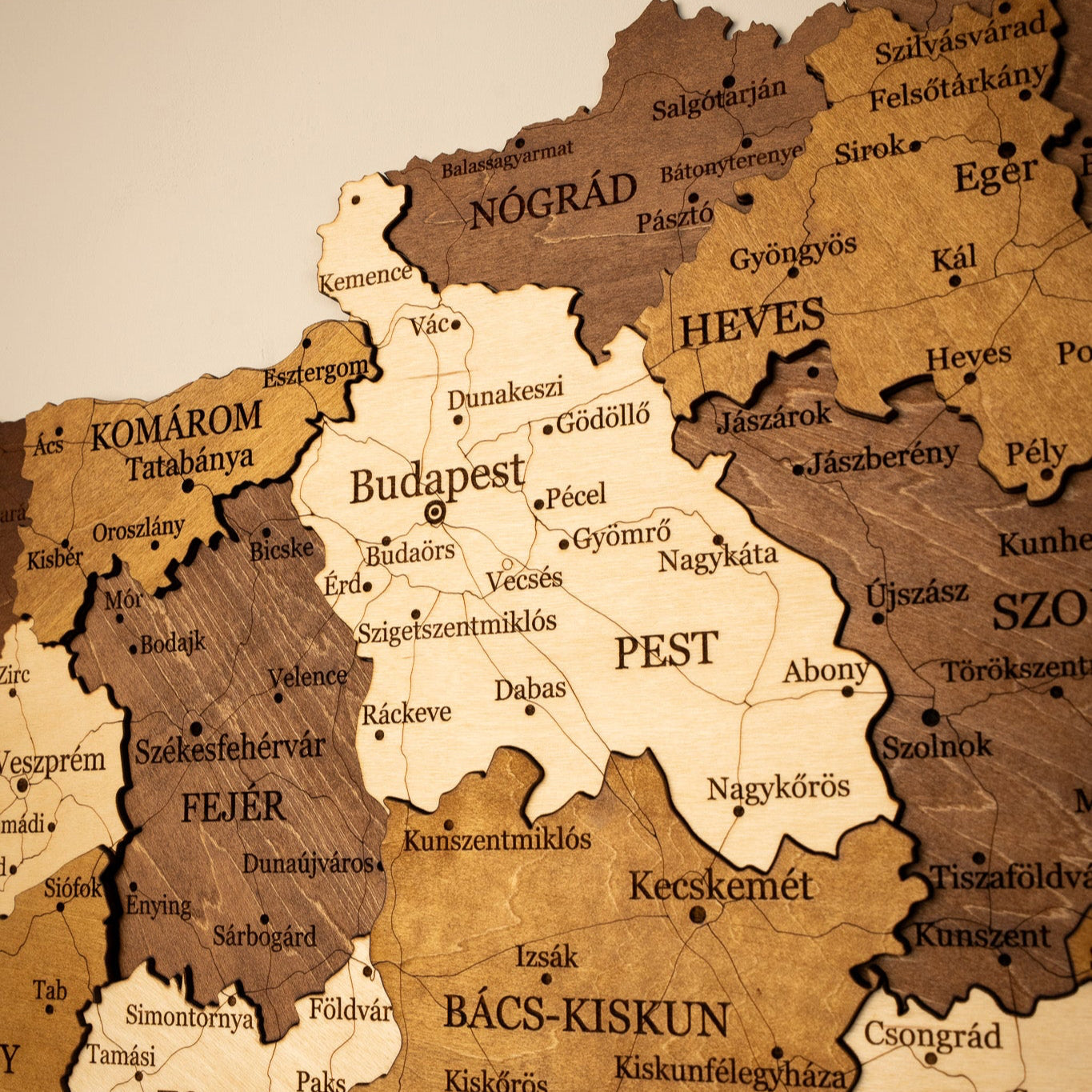 Wooden Map of Hungary – Detailed Regions & Cities