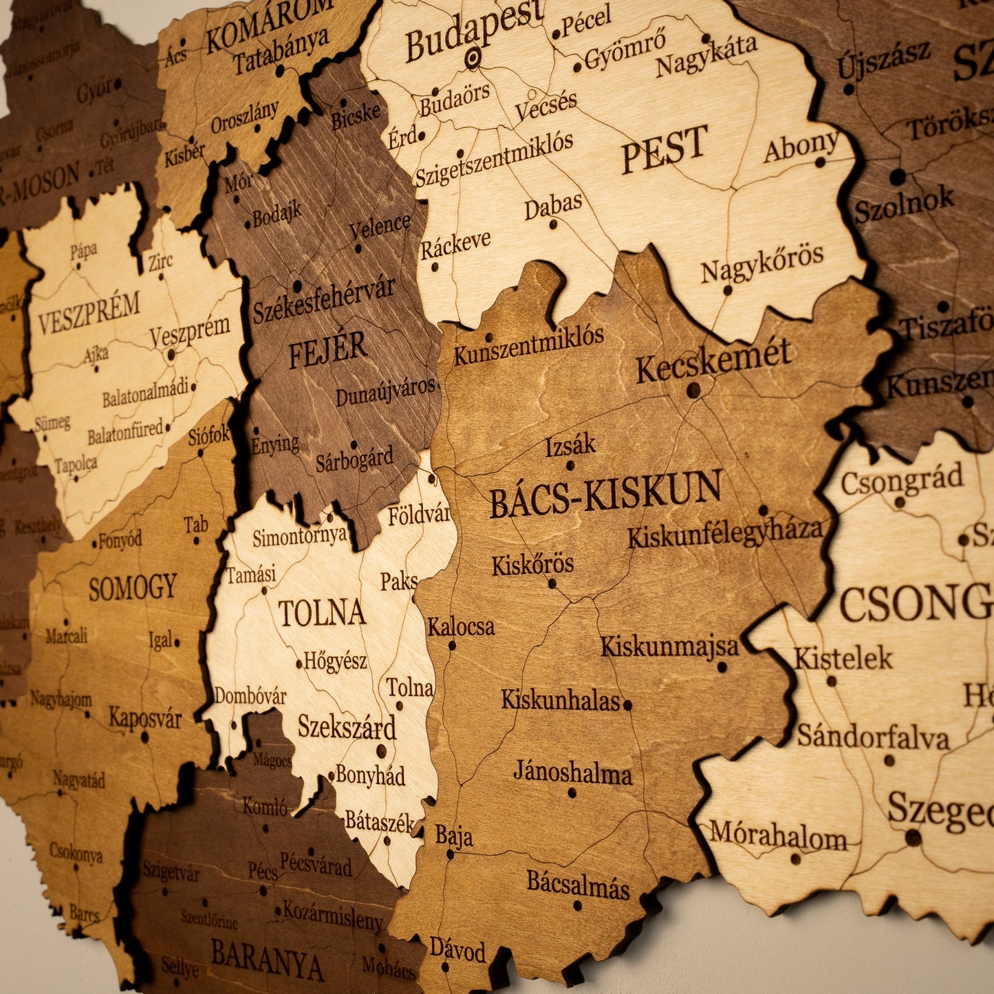 Wooden Map of Hungary – Detailed Regions & Cities