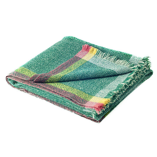 INTEGRATE THROW INTUITION | Green THROW BLANKET | 180x140 cm | 100% Merino Wool | Cristian Zuzunaga