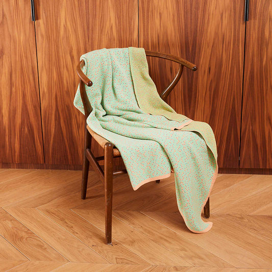 BITMAP LABYRINTH Fresh Green | Light Green BEDSPREAD | 180x140 cm | 90% Cotton | Cristian Zuzunaga