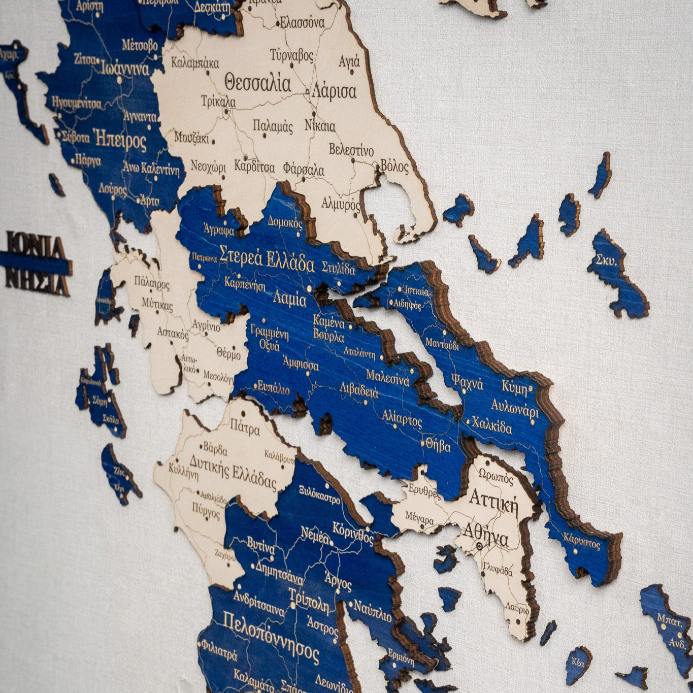 Rustic Wood Map of Greece – Artistic Wall Art for Travelers & Collectors”