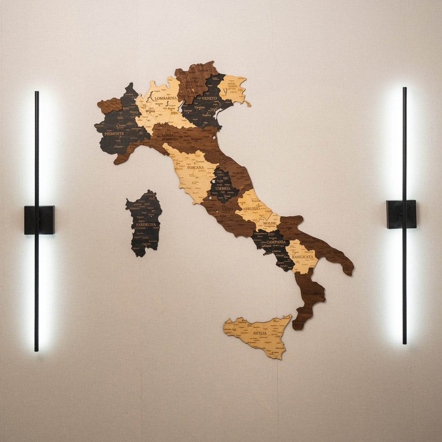 Rustic Wood Map of Italy – Artistic Wall Art for Modern Interiors