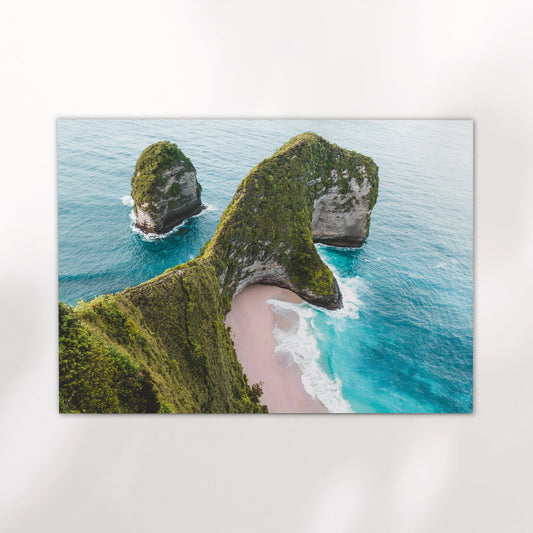Kelingking Beach, Nusa Penida, Bali, Indonesia