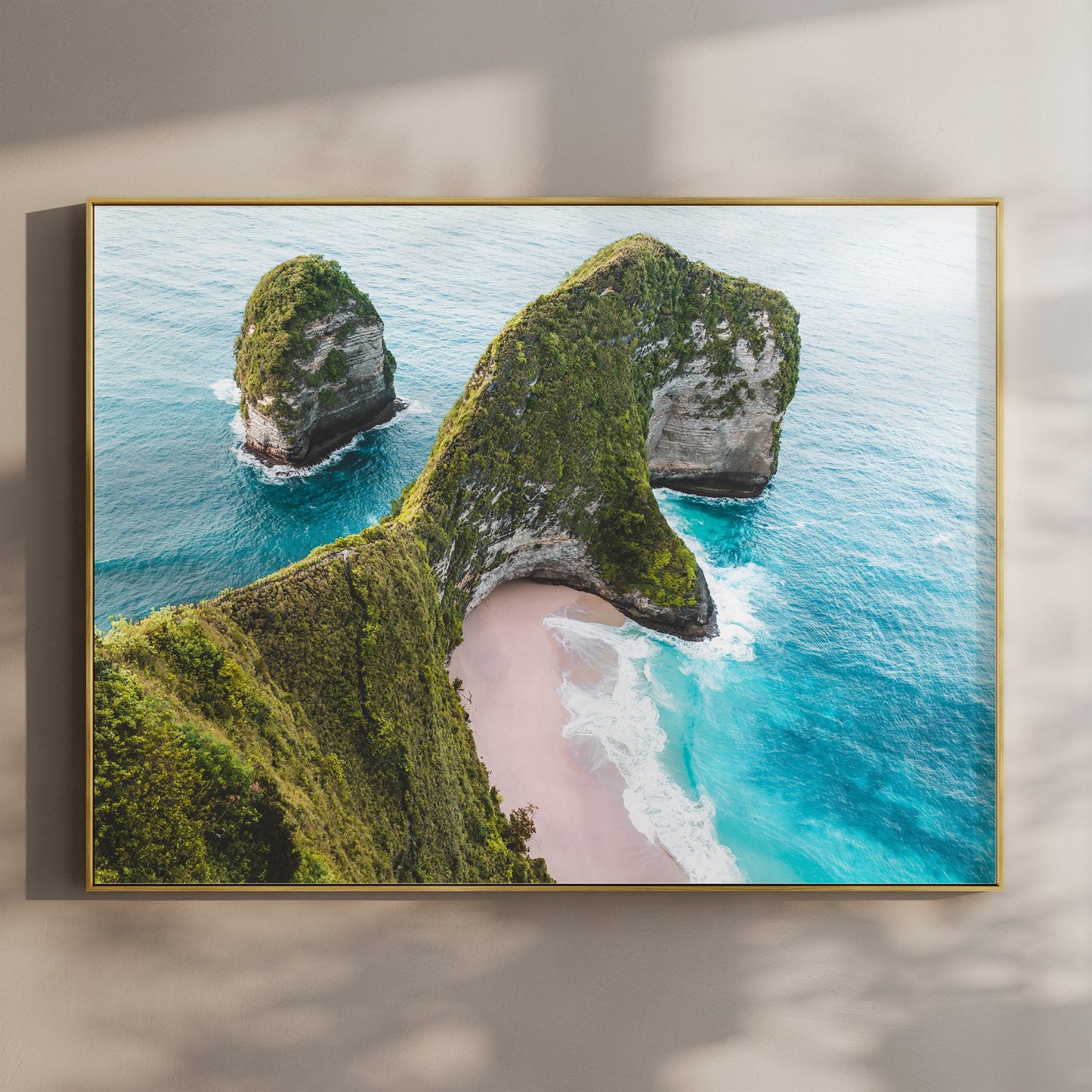 Kelingking Beach, Nusa Penida, Bali, Indonesia